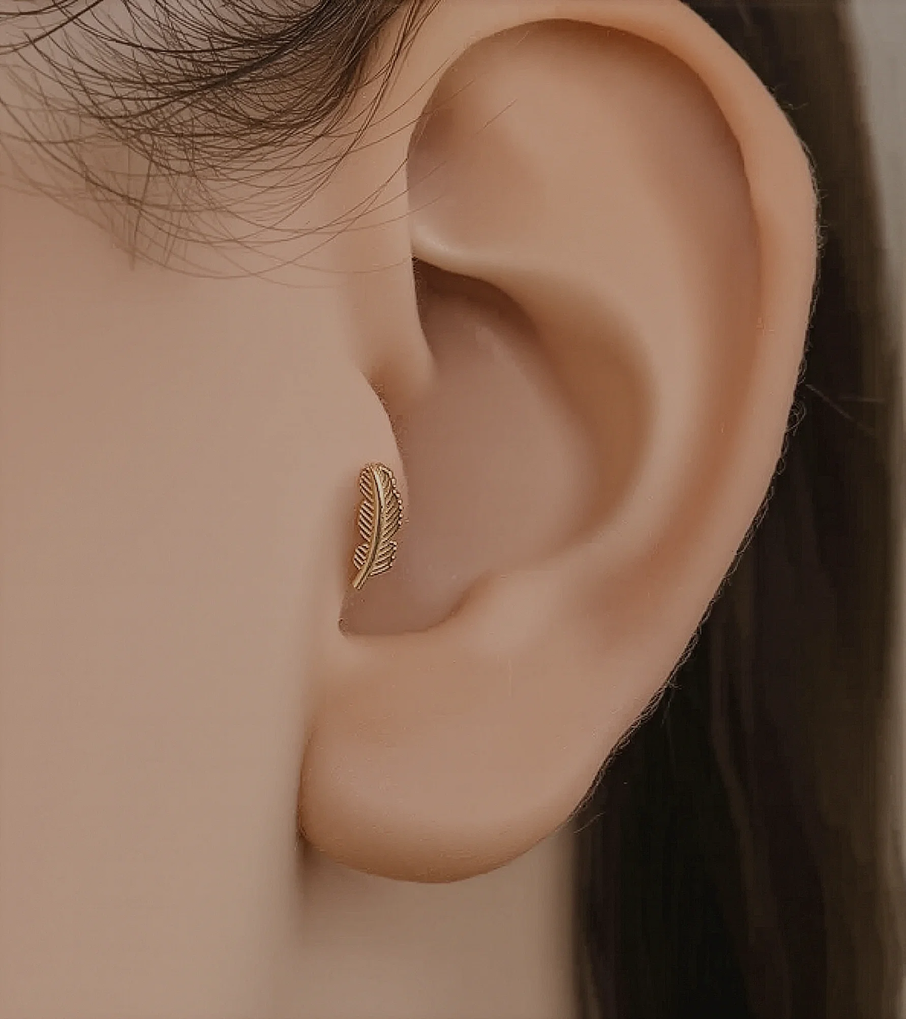 Kuş Tüyü Piercing (Tragus)